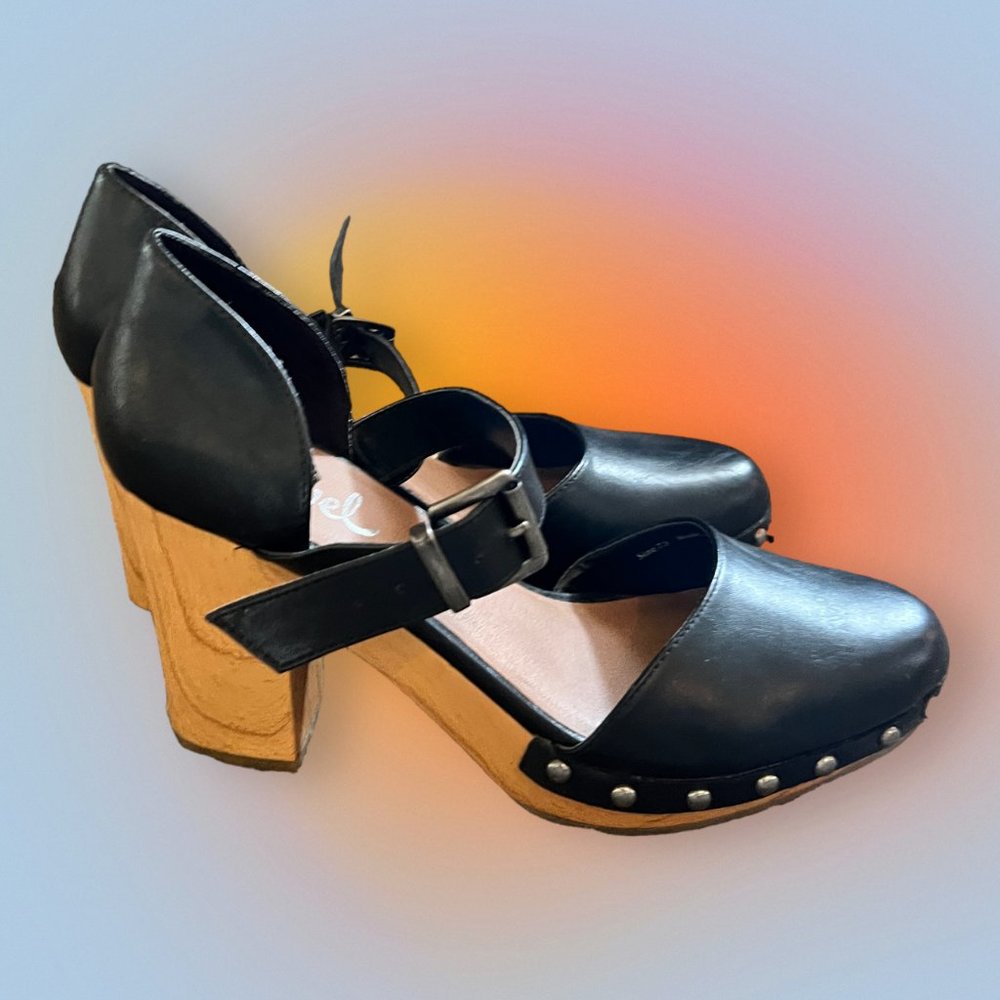 WORN ONCE | Revel | Studded Platform Clog Block Heels - Size 7.5 - Bohemian